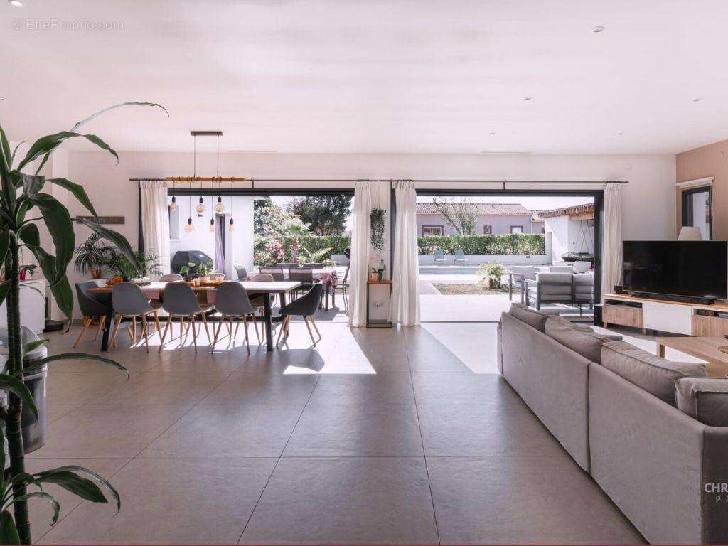   - Maison à MIREMONT