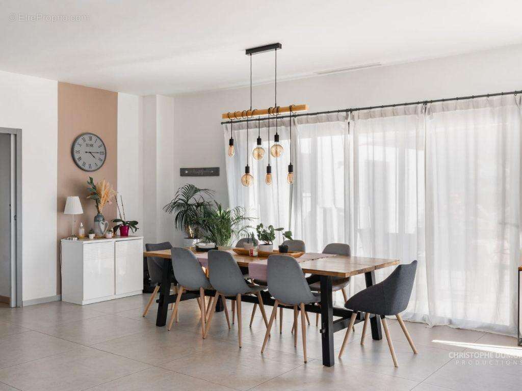   - Maison à MIREMONT