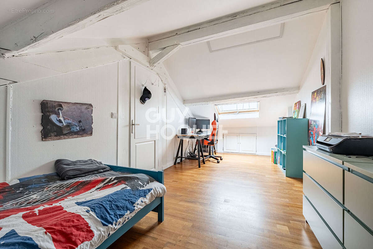 Appartement à ASNIERES-SUR-SEINE