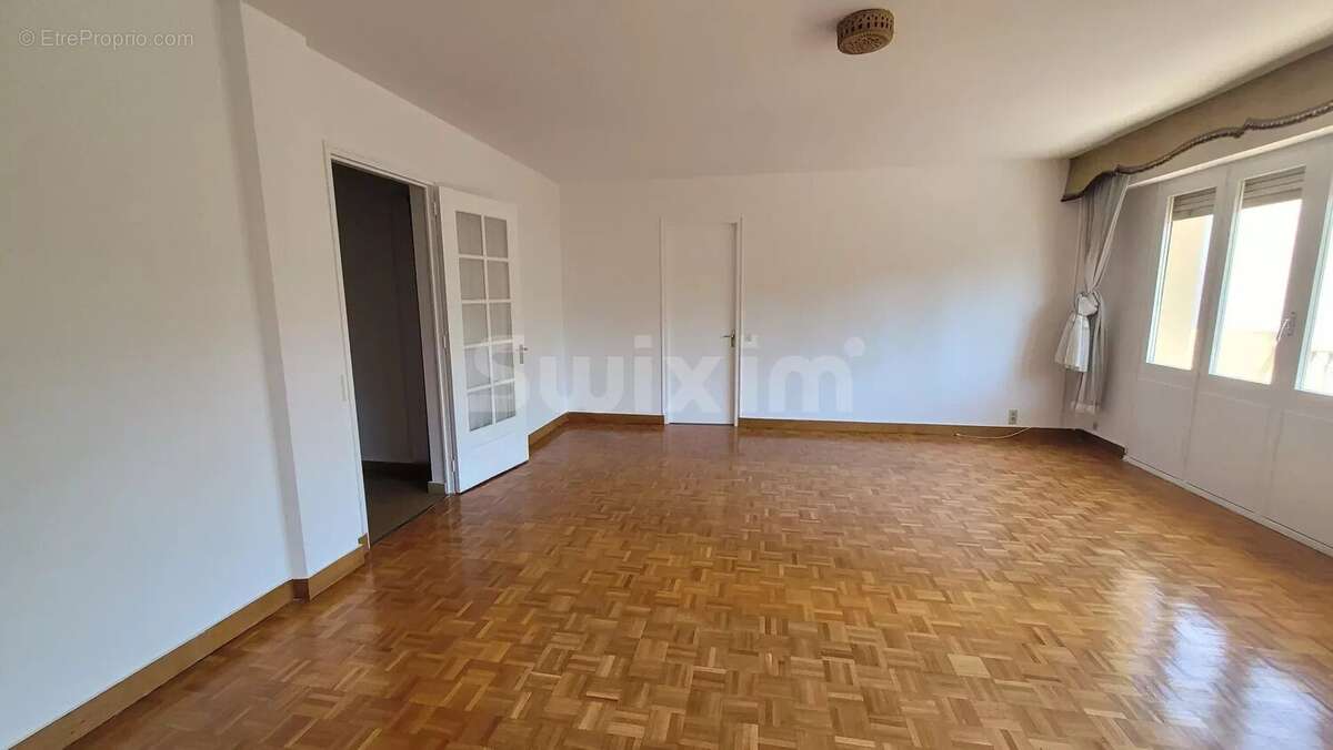 Appartement à LONS-LE-SAUNIER
