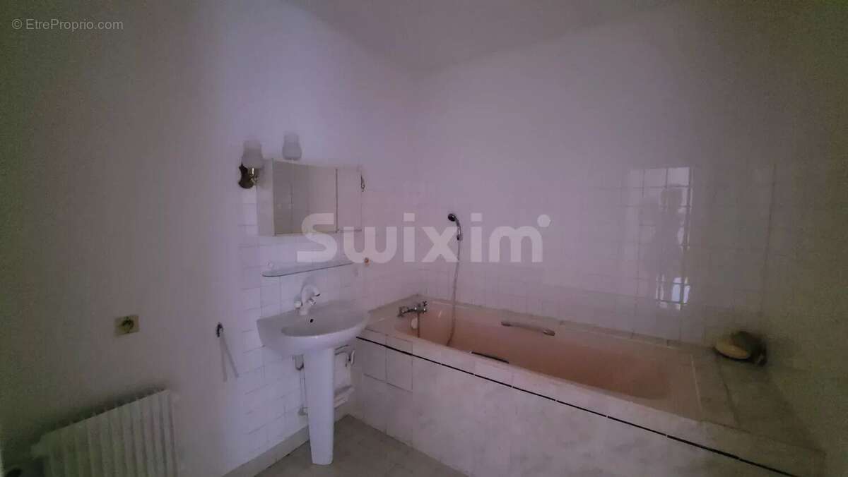 Appartement à LONS-LE-SAUNIER