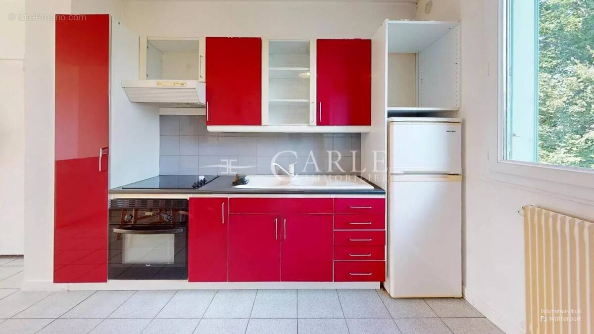 Appartement à GENAY