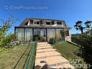 Maison à CONIE-MOLITARD