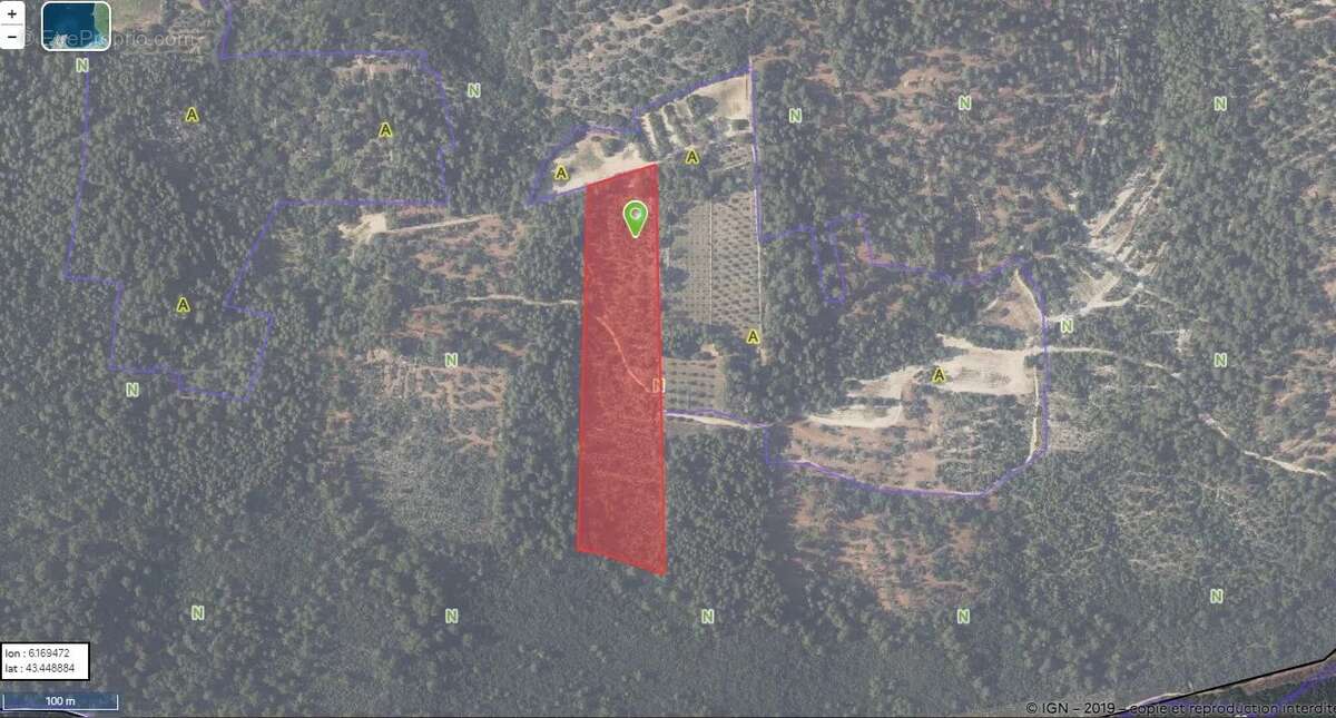 Terrain à CARCES