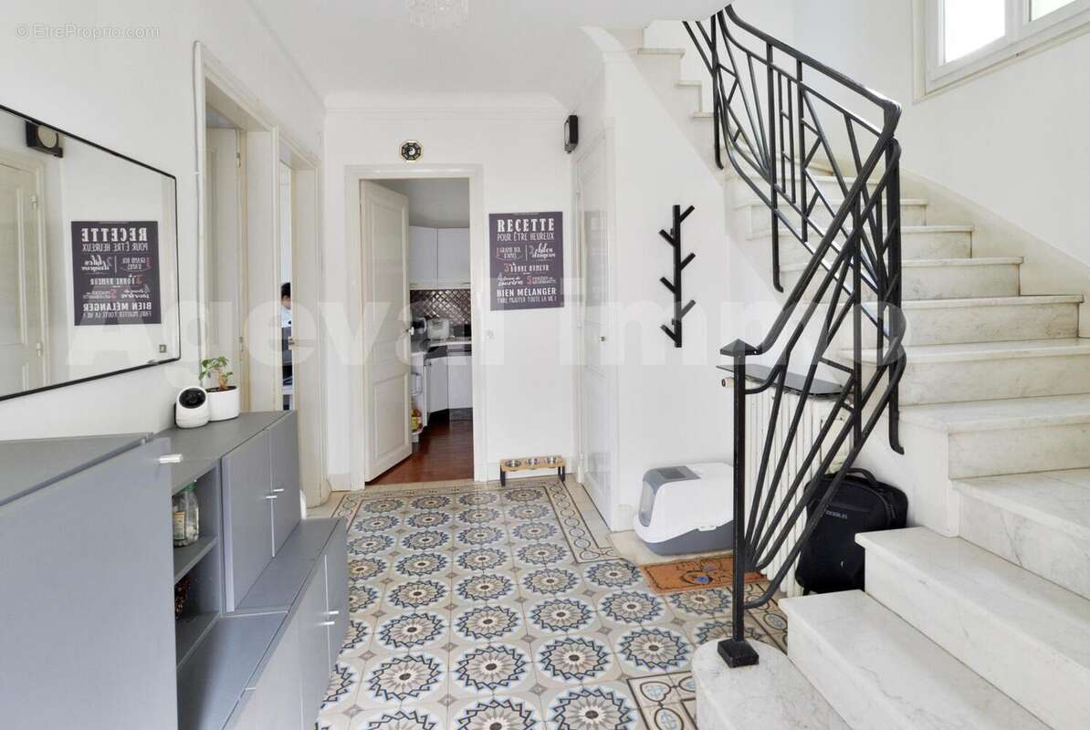 SPL_0459 - Maison à VILLENEUVE-SAINT-GEORGES