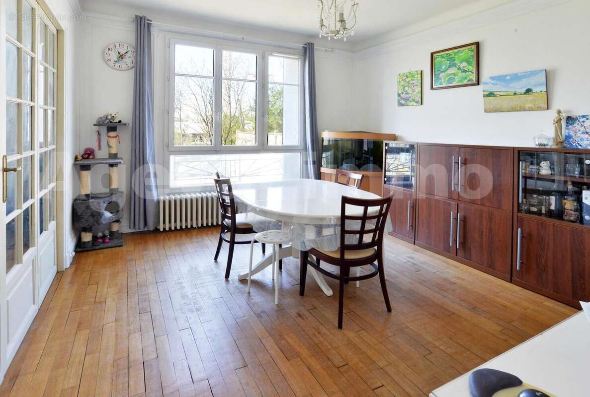 SPL_0468 - Maison à VILLENEUVE-SAINT-GEORGES