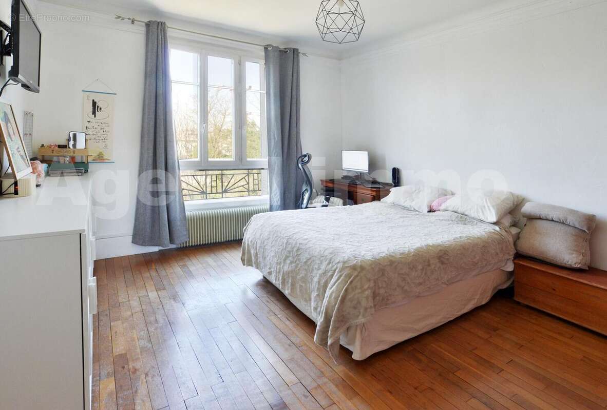 SPL_0478 - Maison à VILLENEUVE-SAINT-GEORGES