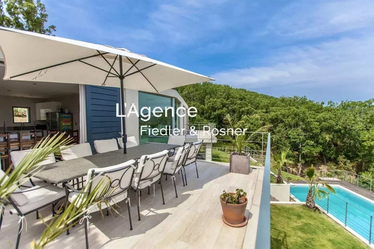 Maison à RAMATUELLE