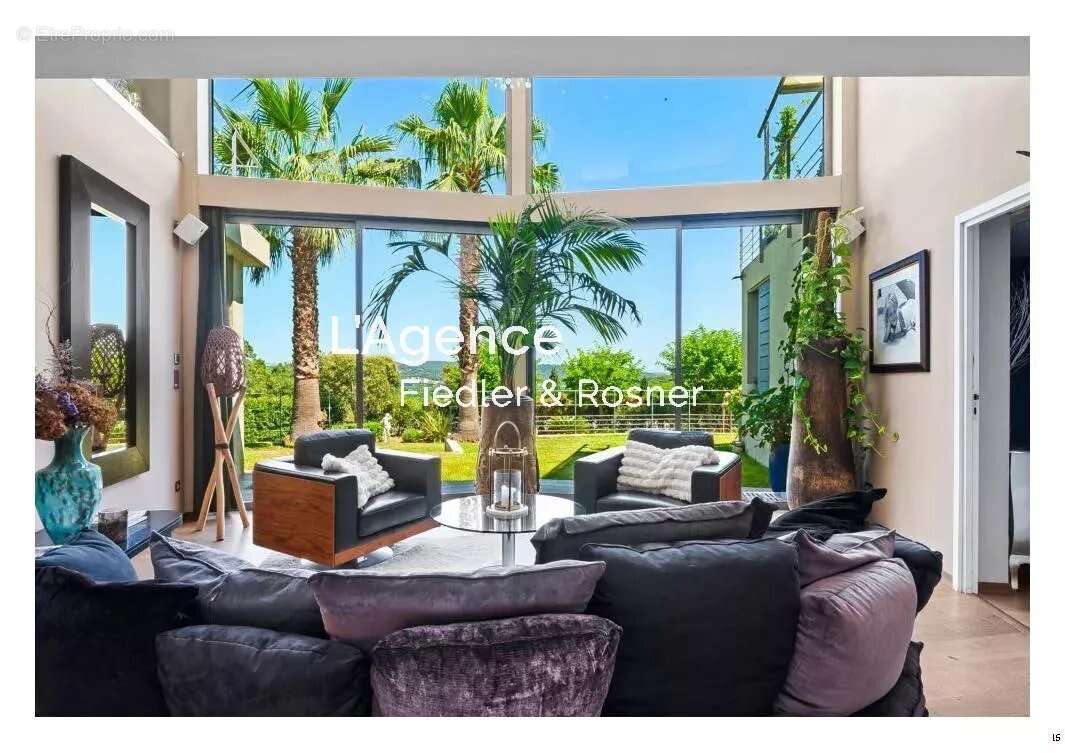 Maison à RAMATUELLE