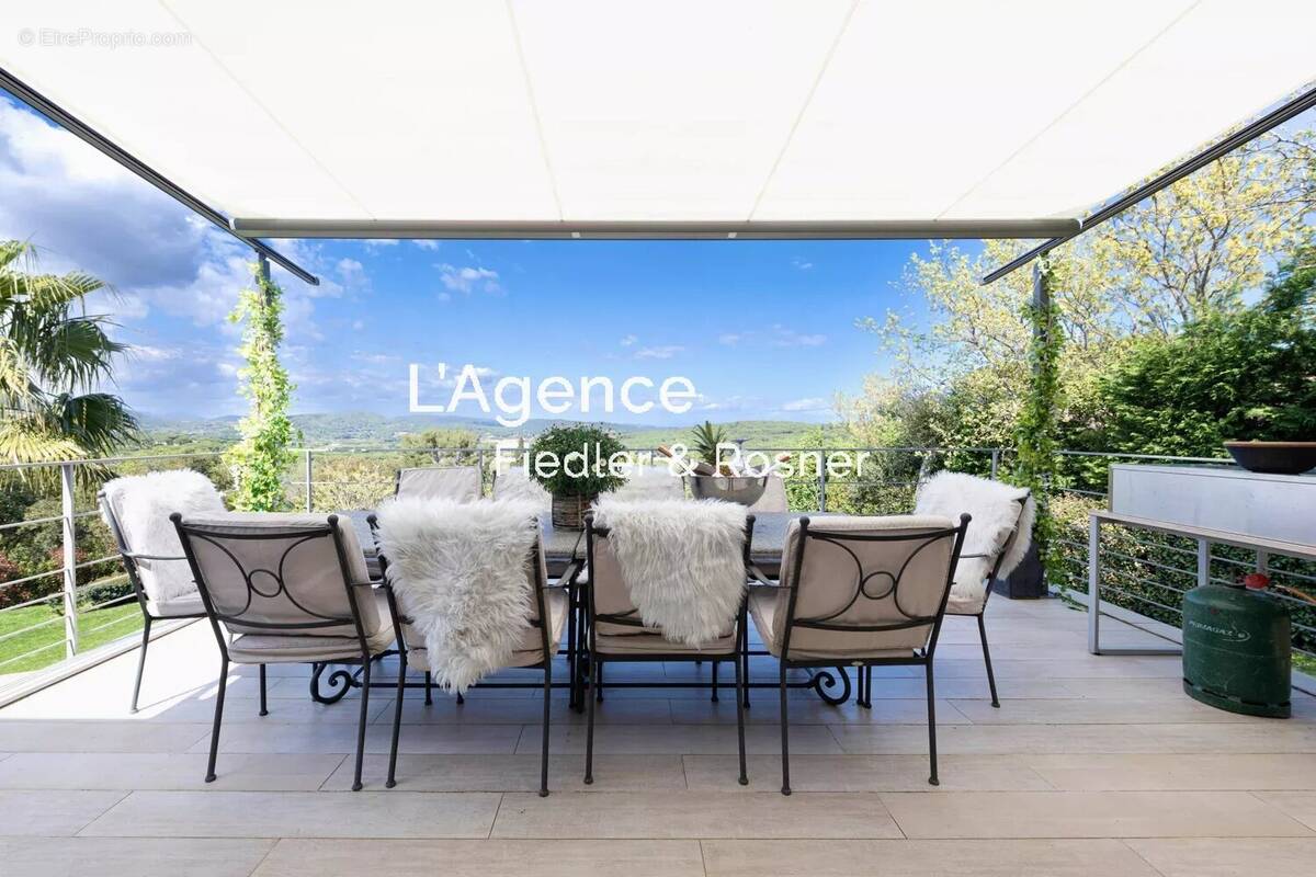 Maison à RAMATUELLE