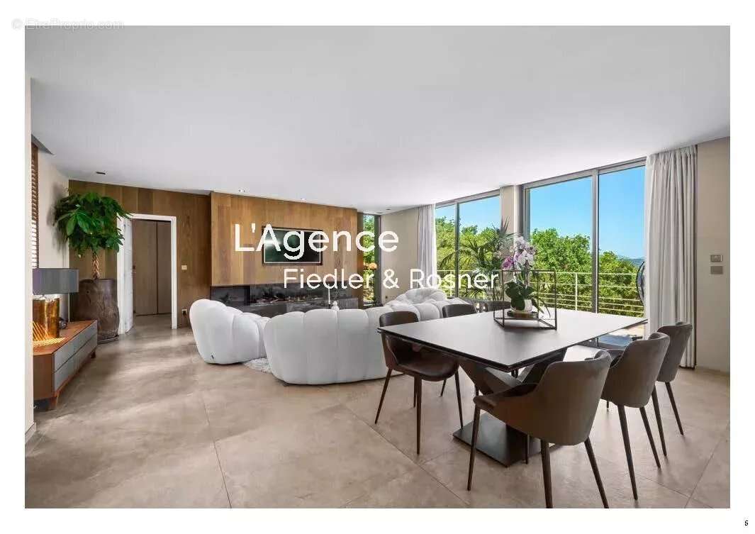 Maison à RAMATUELLE