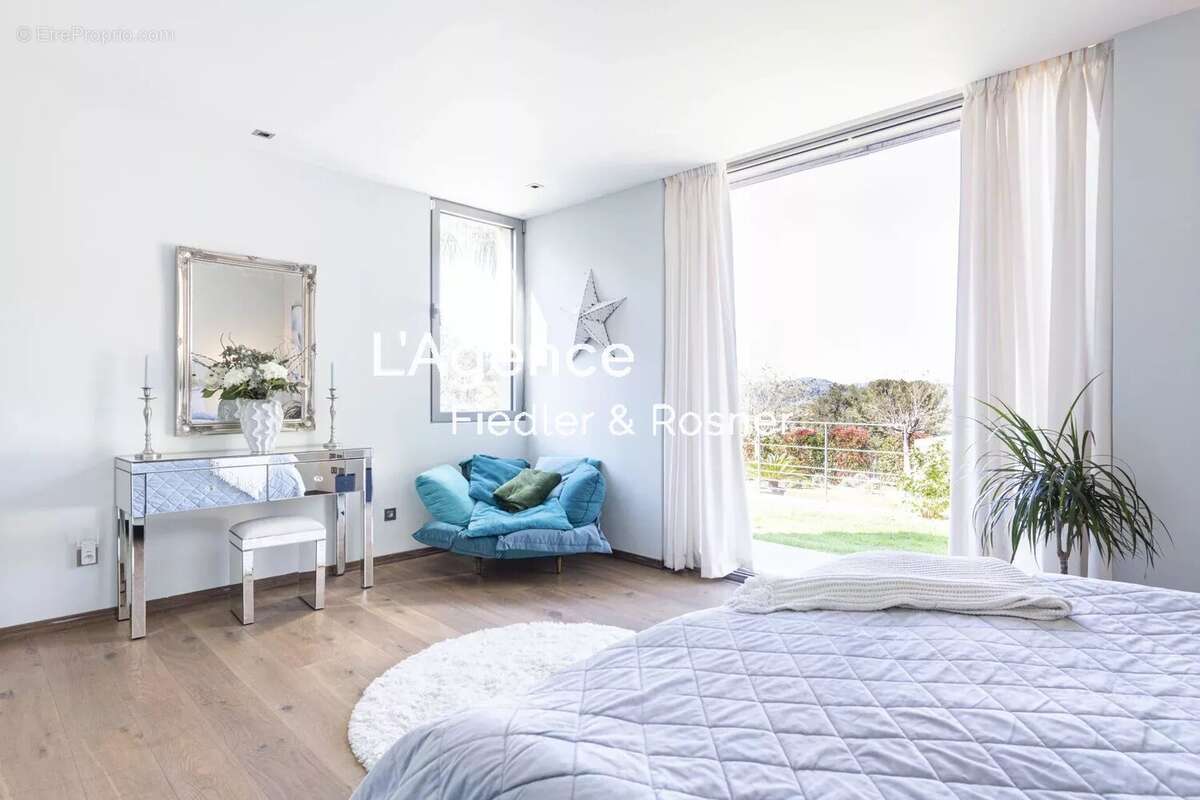 Maison à RAMATUELLE