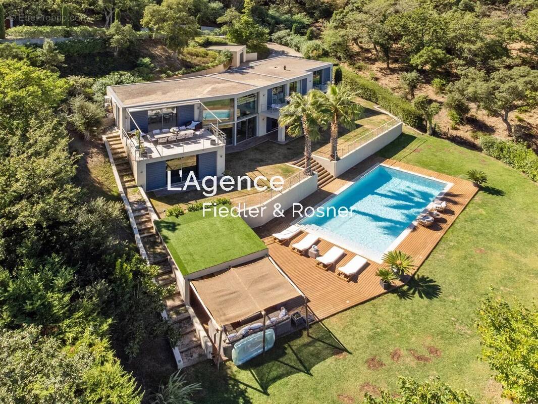 Maison à RAMATUELLE