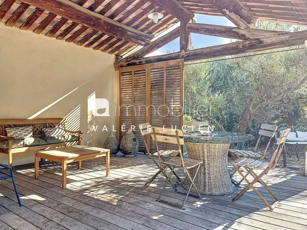 Maison à EYGALIERES