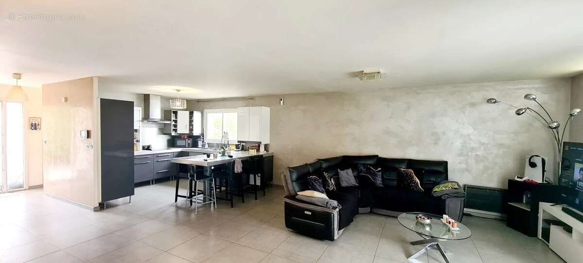 Maison à SAINT-JEAN-DE-VERGES