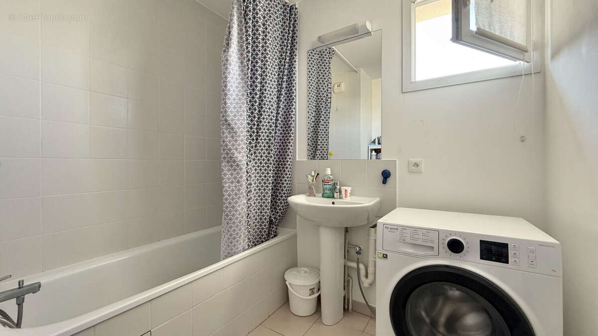 Appartement à CORBEIL-ESSONNES