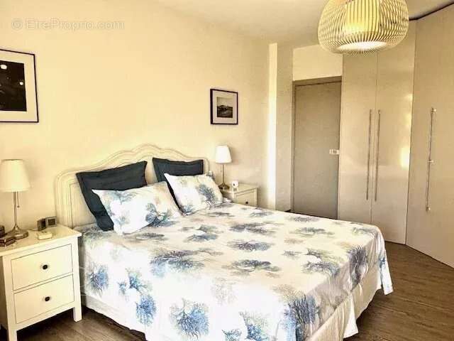 Appartement à LE CANNET