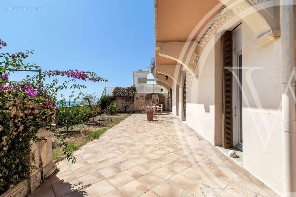 Maison à ROQUEBRUNE-CAP-MARTIN