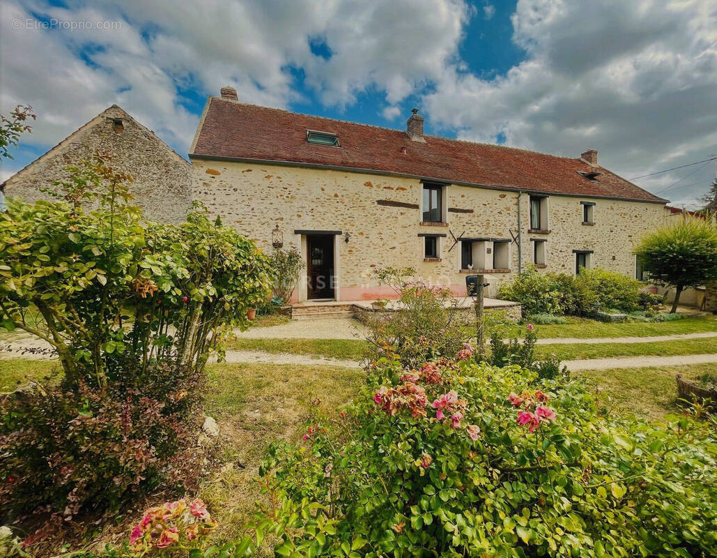 Maison à CHAILLY-EN-BRIE