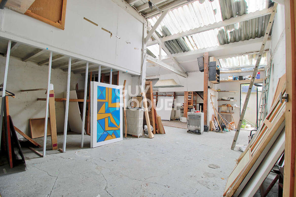 Commerce à PARIS-20E