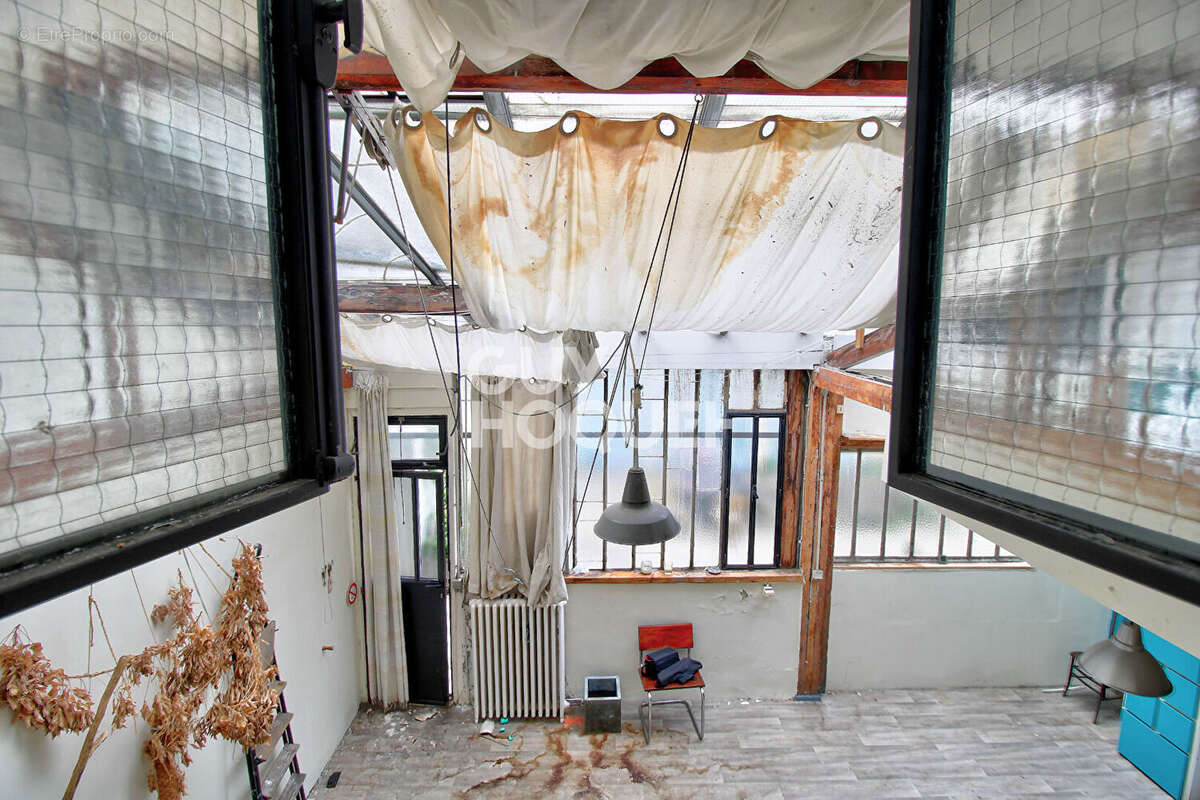 Commerce à PARIS-20E