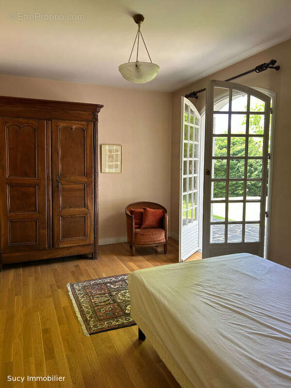 Maison à SUCY-EN-BRIE