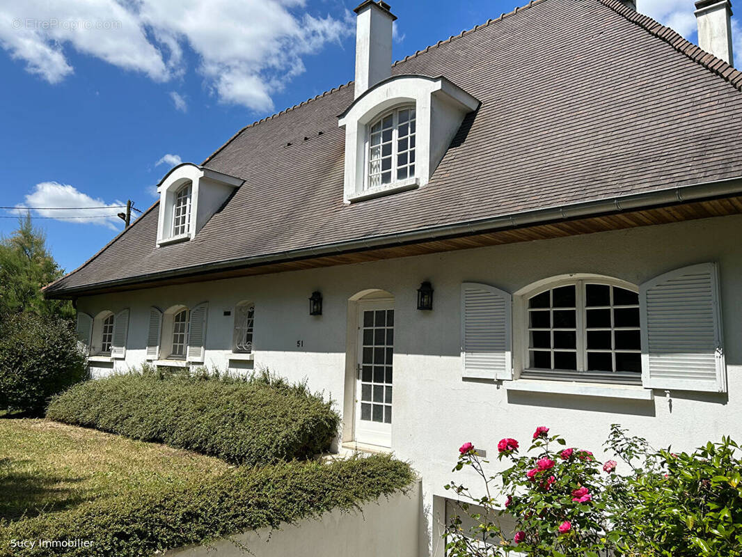 Maison à SUCY-EN-BRIE