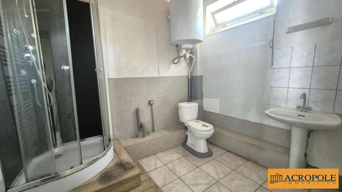 Maison à SAINT-SATUR