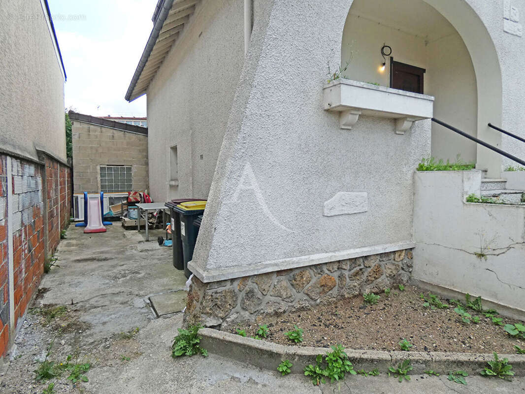 Maison à VILLEMOMBLE