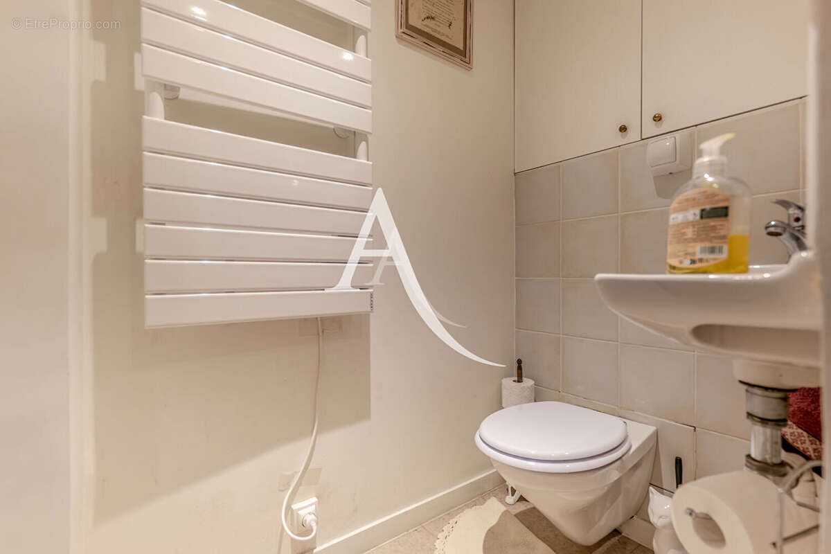 Appartement à PARIS-11E