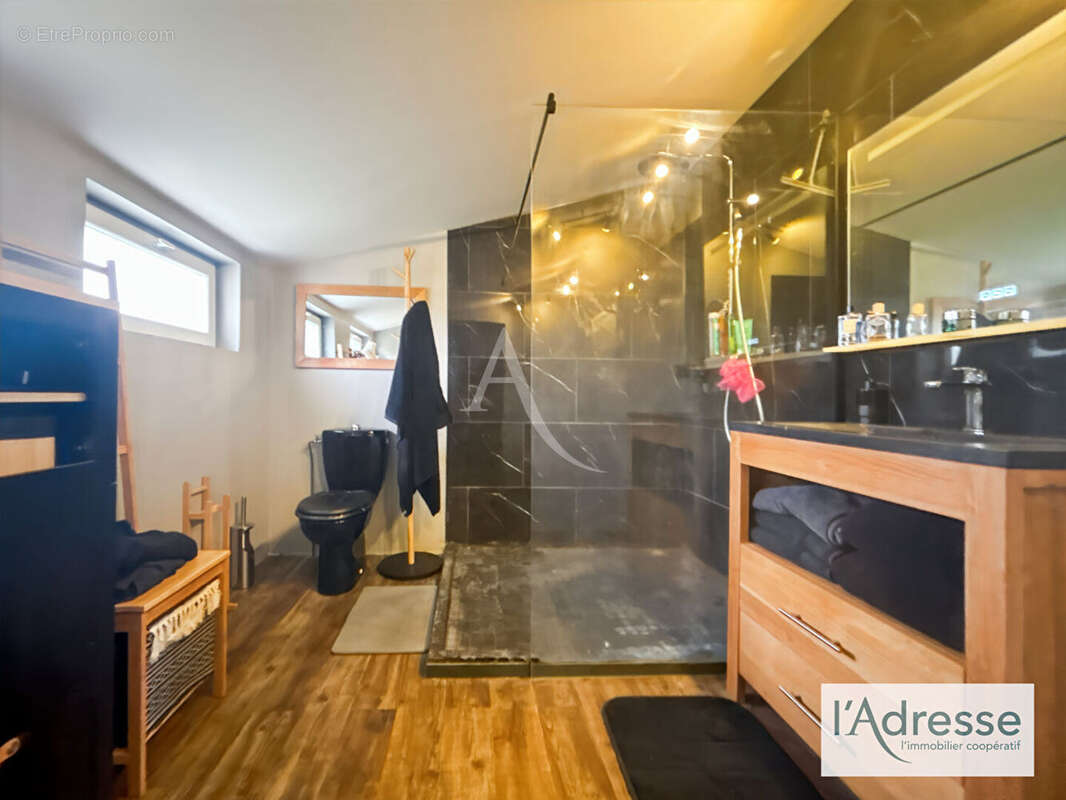 Maison à PERRIERS-SUR-ANDELLE