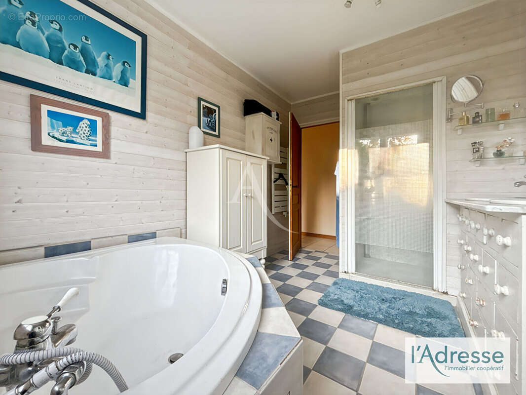 Maison à PERRIERS-SUR-ANDELLE