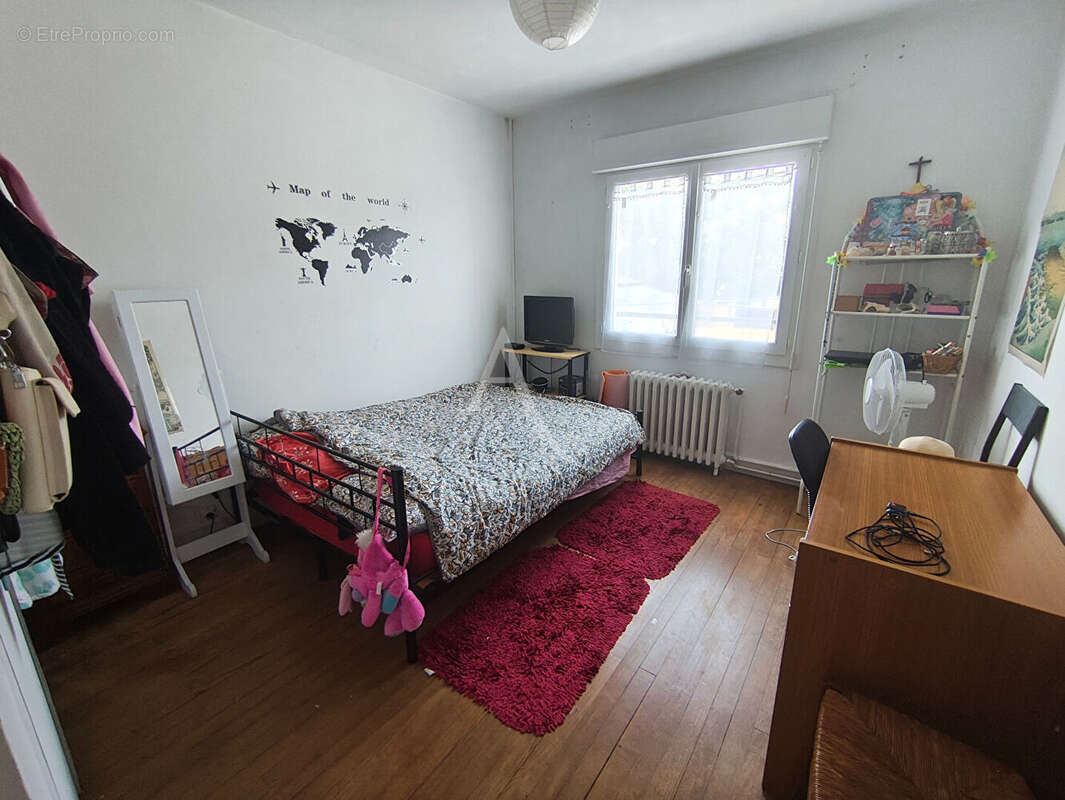 Appartement à SAINTES