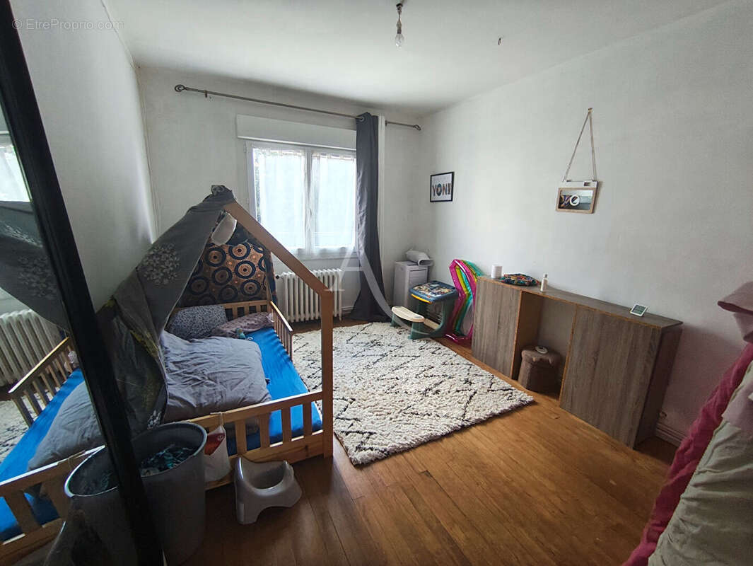 Appartement à SAINTES