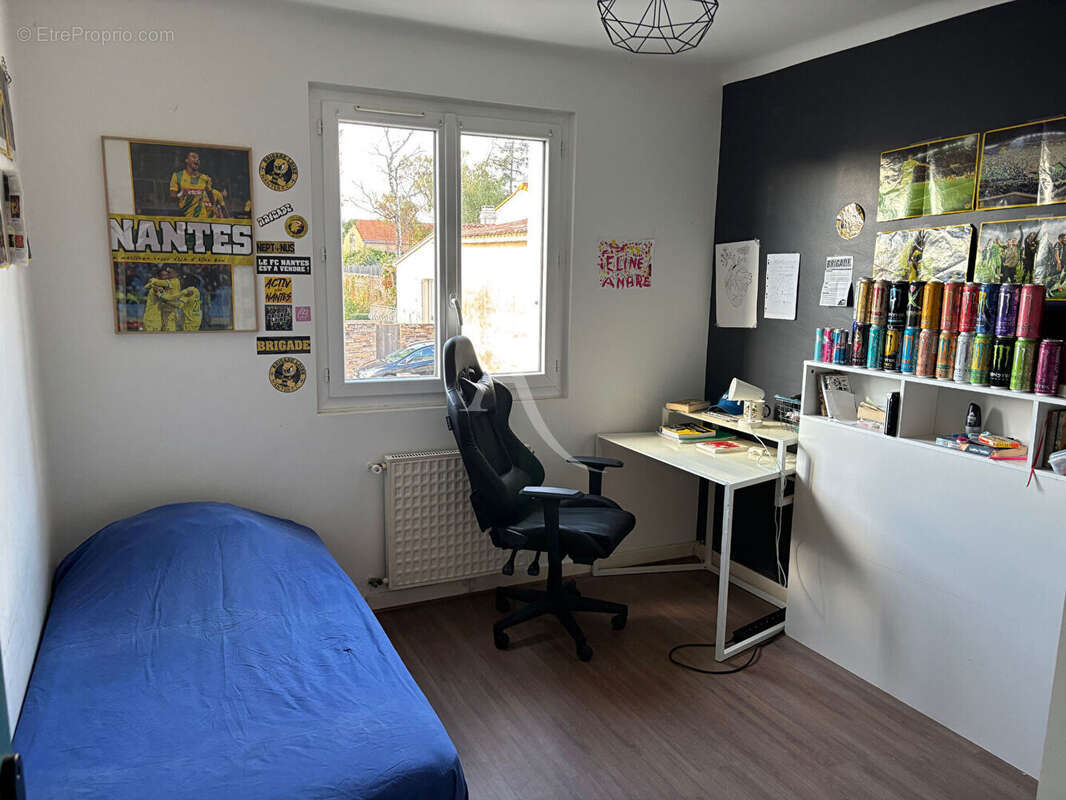 Maison à LE LANDREAU