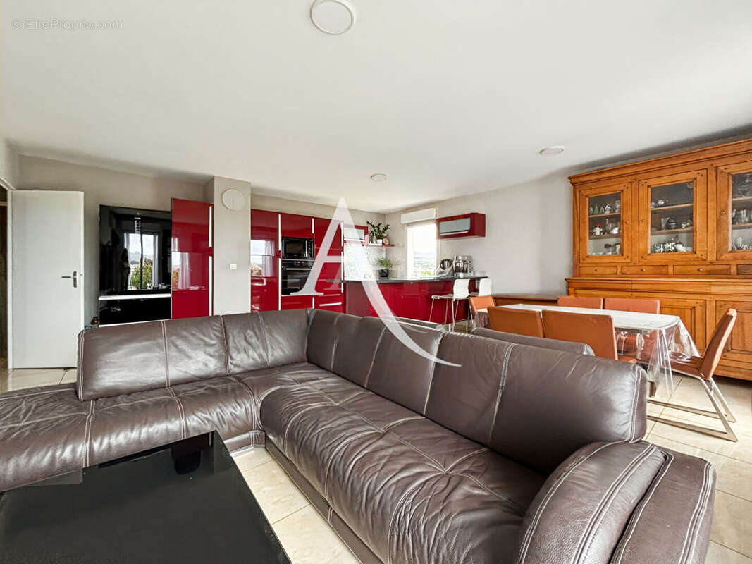 Appartement à MARSEILLE-13E