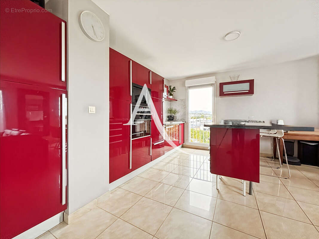 Appartement à MARSEILLE-13E