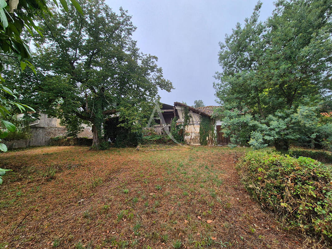 Maison à VILLENEUVE-DE-MARSAN