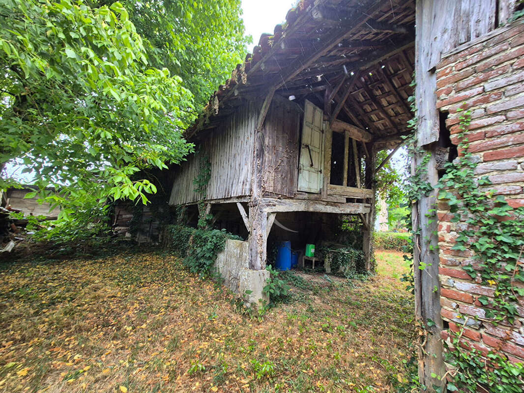 Maison à VILLENEUVE-DE-MARSAN
