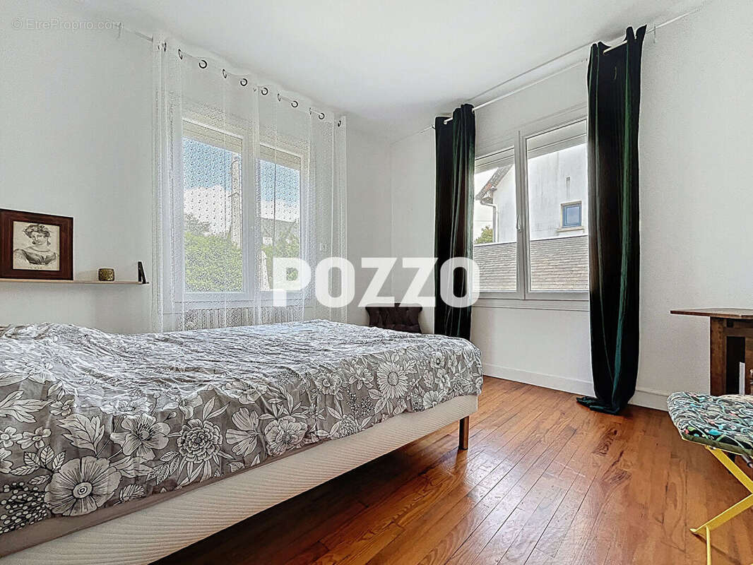 Maison à DONVILLE-LES-BAINS