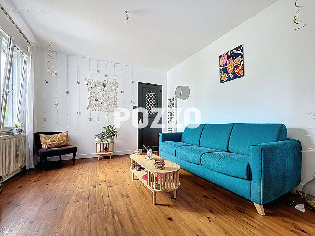 Maison à DONVILLE-LES-BAINS