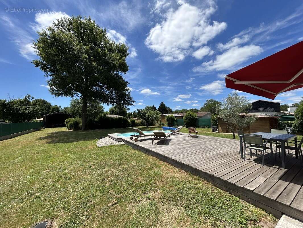 Maison à BLANQUEFORT