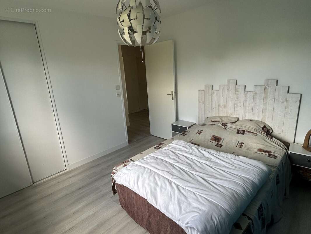 Maison à BLANQUEFORT