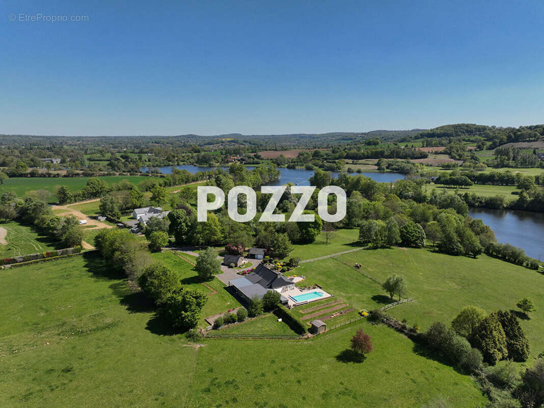 Maison à SAINT-SEVER-CALVADOS