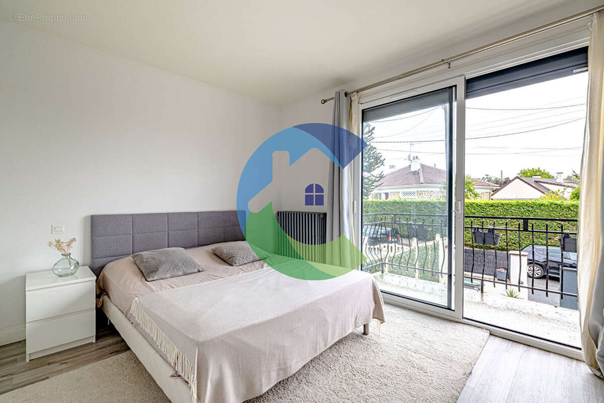 Maison à EPINAY-SUR-ORGE