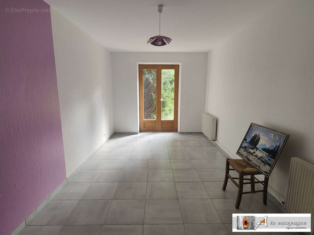 Maison à LOUROUX-DE-BEAUNE