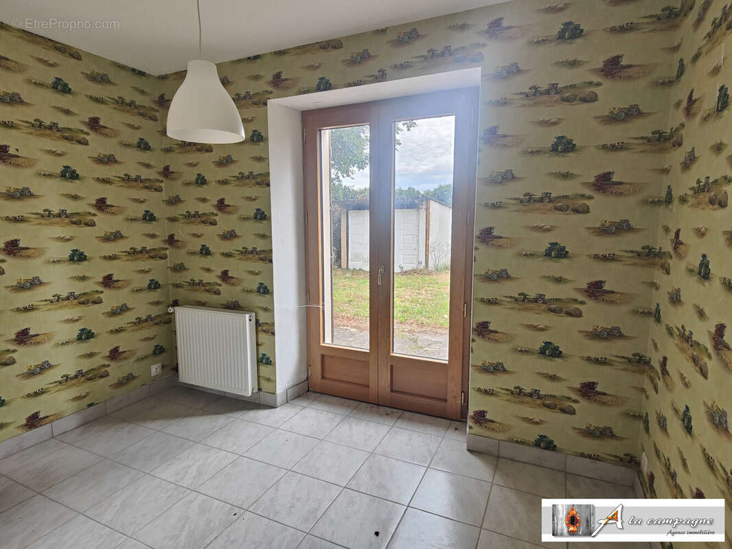 Maison à LOUROUX-DE-BEAUNE