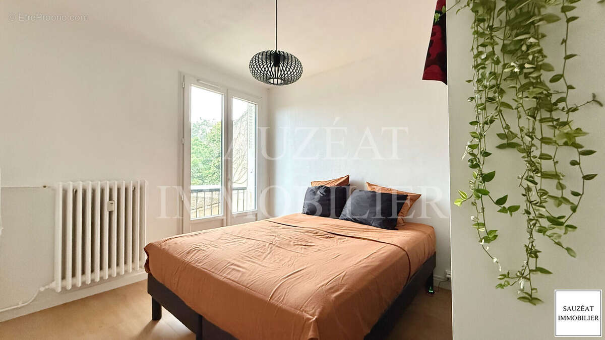 Appartement à BAGNEUX