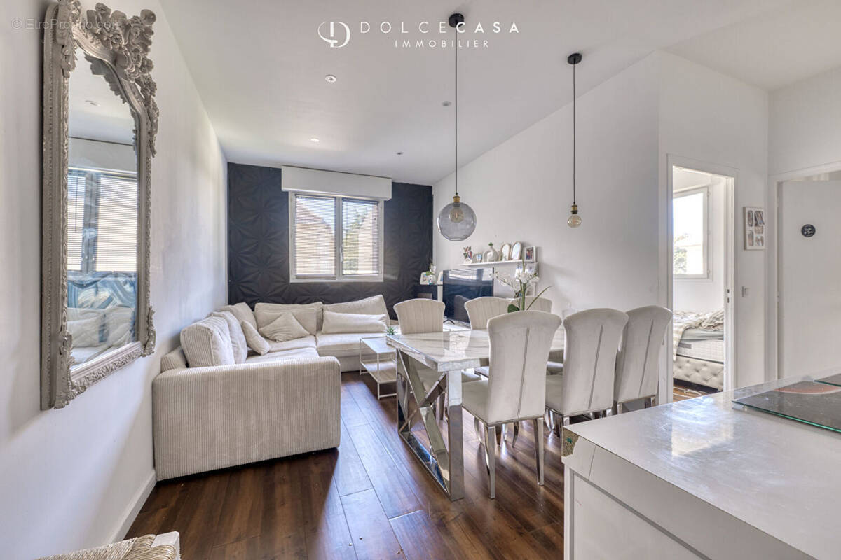 Maison à LIMEIL-BREVANNES