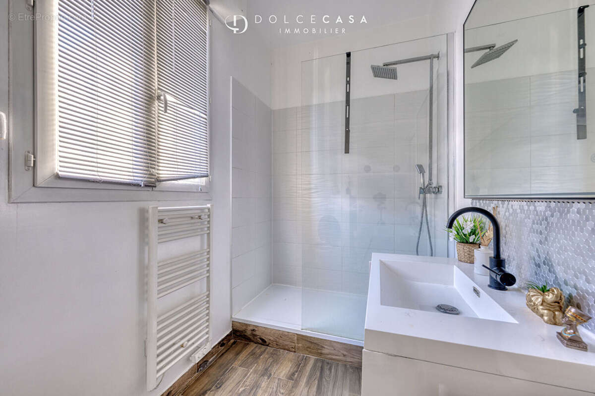 Maison à LIMEIL-BREVANNES